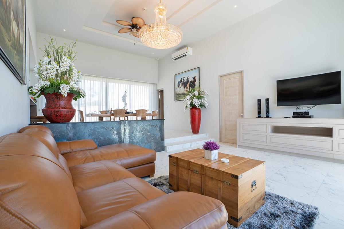 Gold Chariot Pool Villa, Phuket - Sha Plus Certified Bang Tao Beach  Zewnętrze zdjęcie