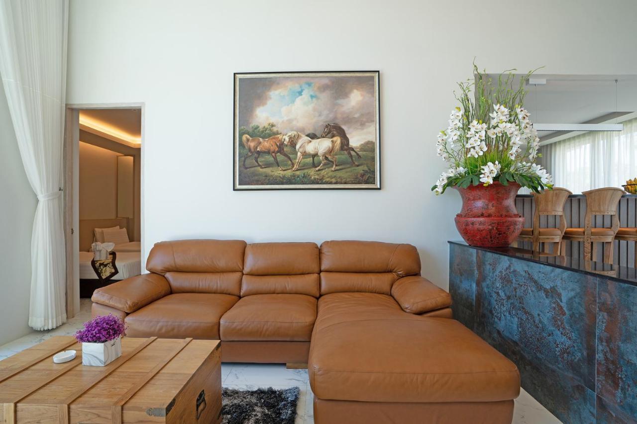 Gold Chariot Pool Villa, Phuket - Sha Plus Certified Bang Tao Beach  Zewnętrze zdjęcie